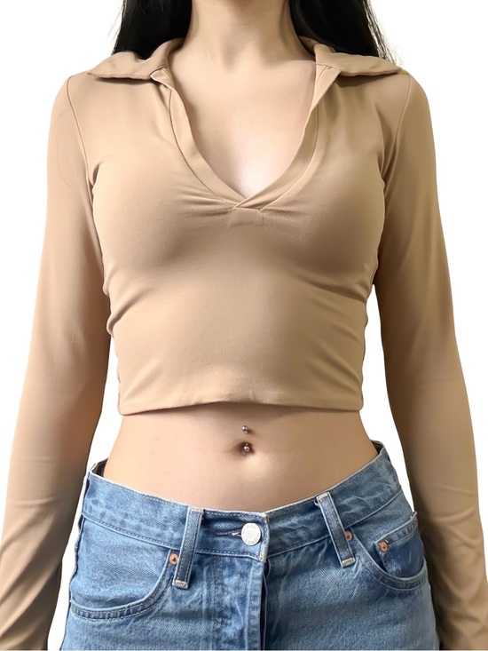 Babaton Tops - BABATON ARITZIA Collared V Neck Crop Top Long Sleeve Taupe Tan Size XS GUC